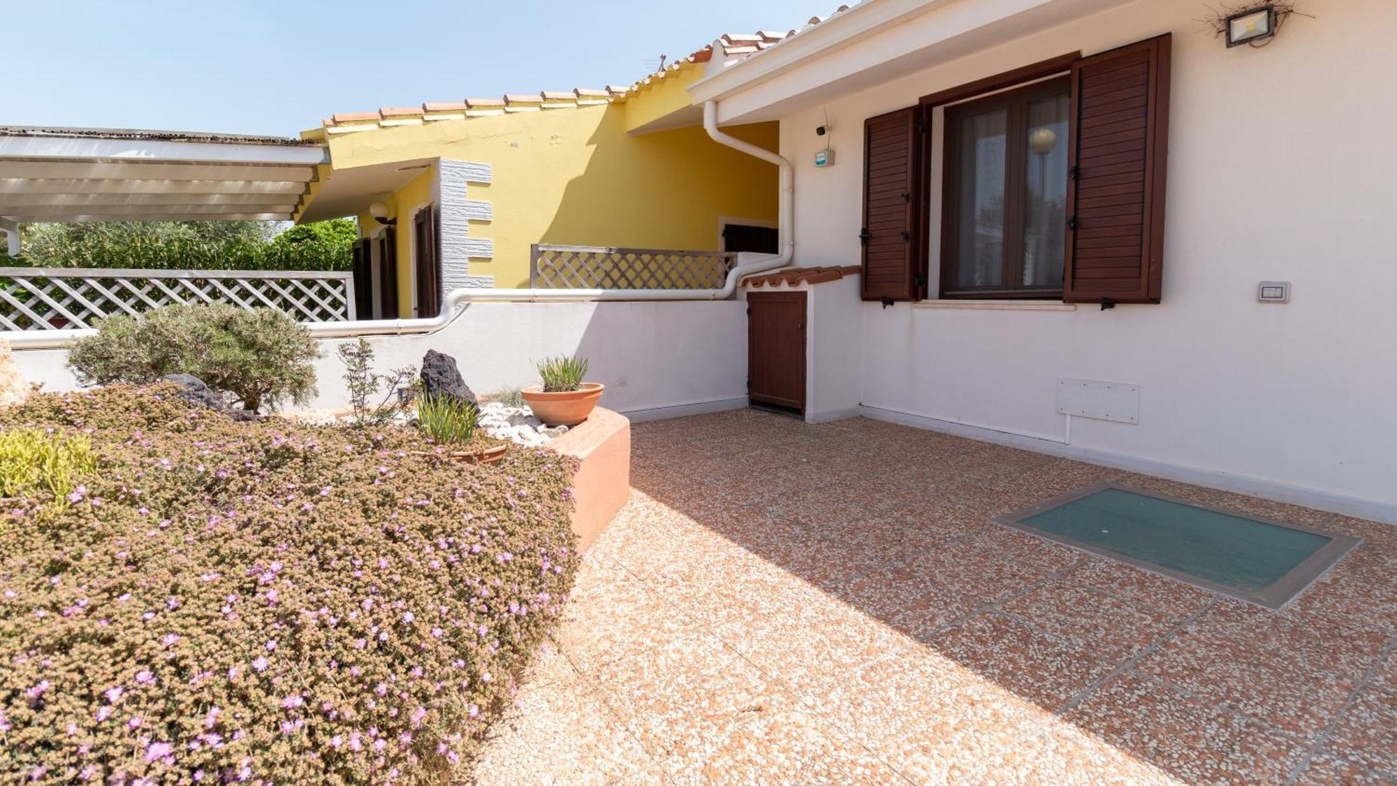 Casa Vacanze Funtana Meiga Cabras Bagian luar foto